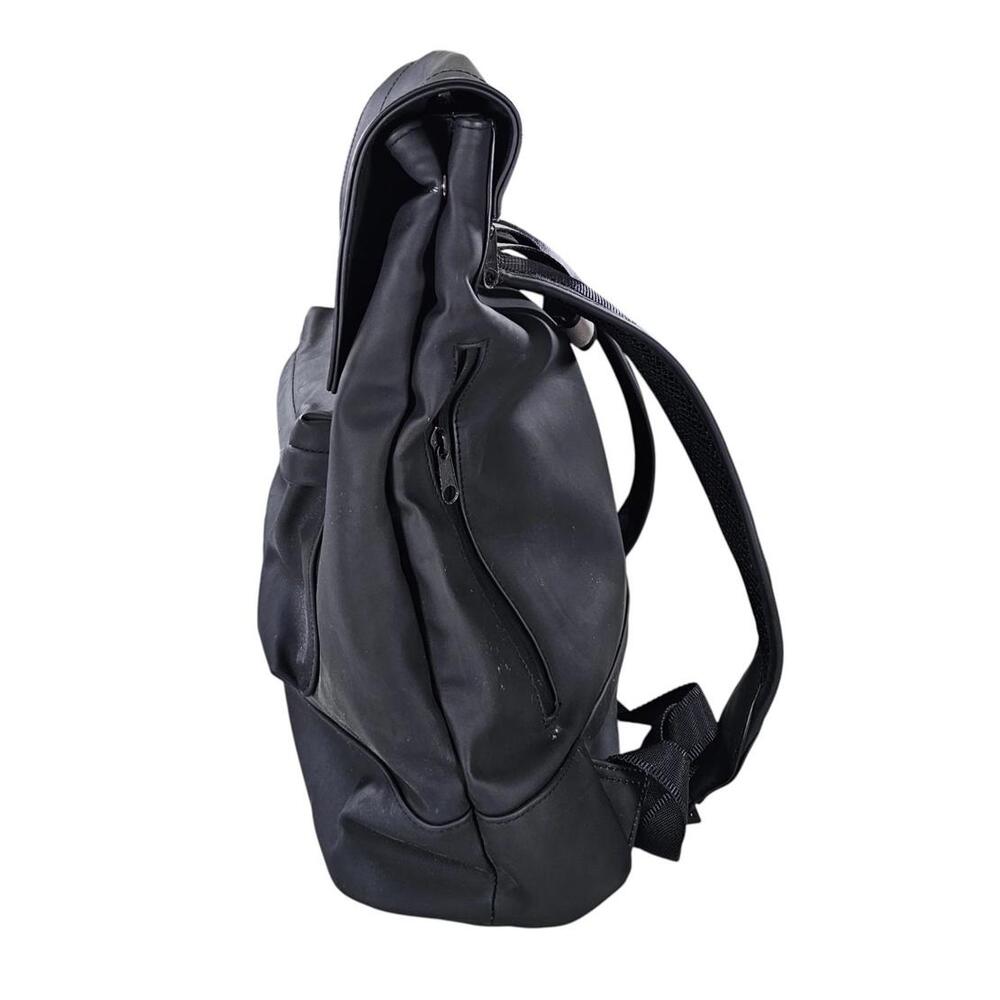 Hunter for Target Large Black Flap Backpack - Limited Edition - RN 17730 - Picture 5 of 15